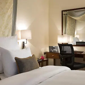 **** Hotell Warwick Grand-place Belgien