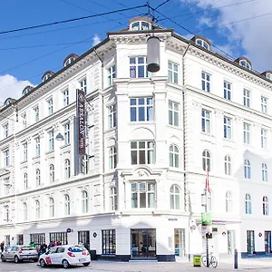 **** Otel Absalon Danimarka